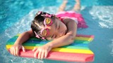 140 trẻ sốt cao sau khi đi bơi, nguyên nhân kinh dị 