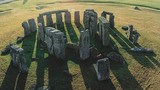Ai bỏ tiền mua bãi đá cổ Stonehenge và tặng cho nước Anh?