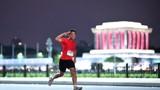 Khám phá Hà Nội đêm qua bước chân runner ở giải chạy đặc biệt
