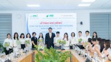 Trao học bổng cho 40 sinh viên xuất sắc của Đại học Quốc Gia Hà Nội