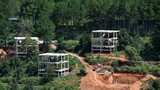 Dự án bất động sản sai phạm 'vây' hồ Tuyền Lâm, Đà Lạt 'tuýt còi'