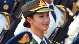 Sự thật gây sốc về quá khứ nữ quân nhân xinh đẹp nhất Trung Quốc