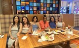 Chàng trai 30 tuổi sống cùng 5 người vợ, không ngại cưới thêm
