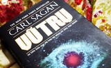 “Vũ trụ” của Carl Sagan: Mở cánh cửa khám phá thế giới bao la
