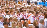 Học sinh Nga dự lễ “Tiếng chuông cuối cùng” trong ngày bế giảng