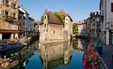 Mê đắm thị trấn cổ lãng mạn nhất nước Pháp