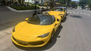 Ferrari 296 GTB và Lamborghini Urus gần 40 tỷ "sẹc tông" ở Sài Gòn