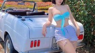 Hot girl ngực khủng Sài thành khoe body làm netizen "đừng ngồi không yên"
