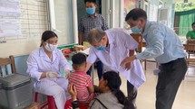 Thủ tướng yêu cầu đẩy nhanh tiêm chủng vaccine phòng, chống bệnh sởi
