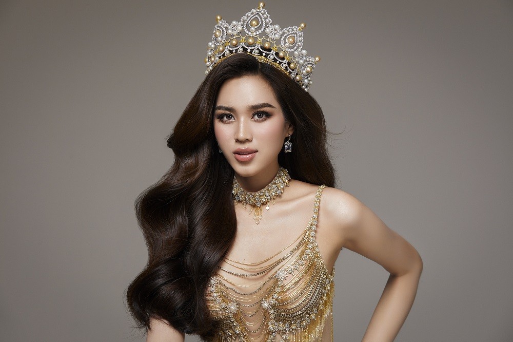 Hoa hậu Đỗ Thị Hà: Tôi xứng đáng với thành quả đạt được!
