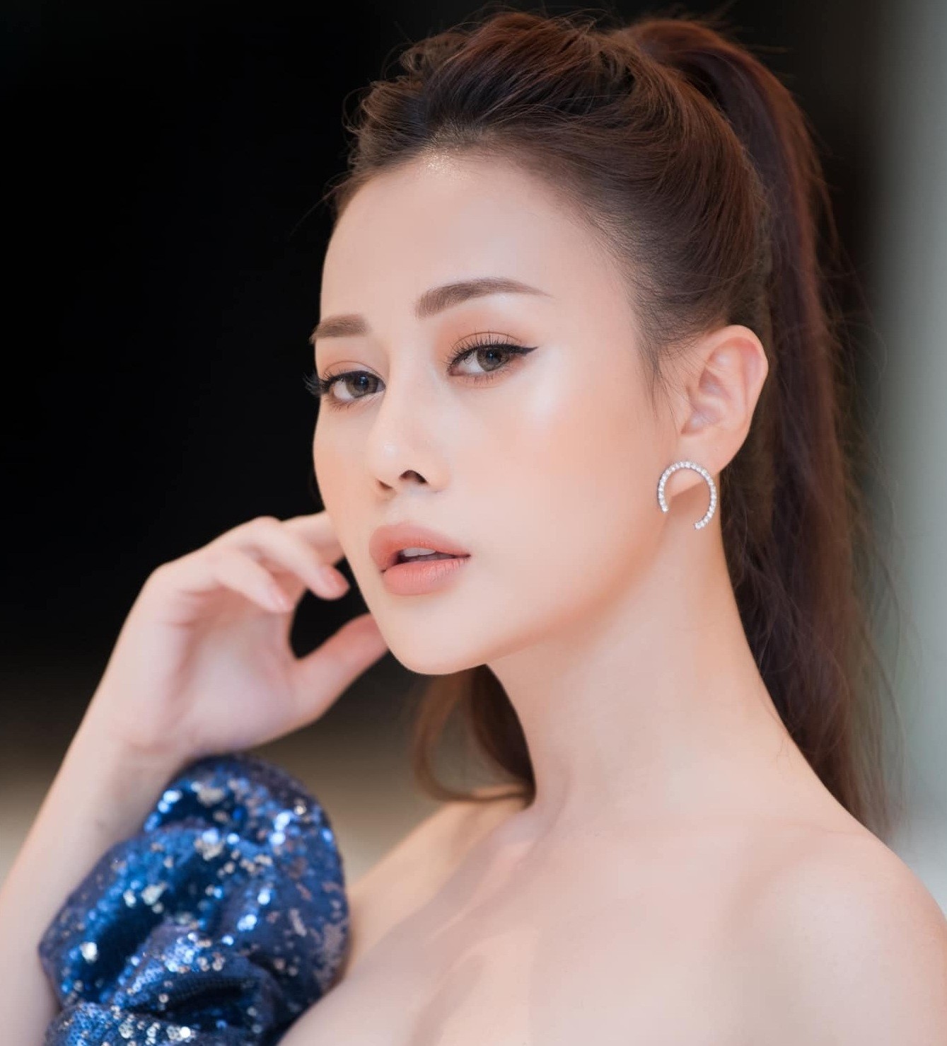 [e-Magazine] Dien vien Phuong Oanh: “Toi khong ap cho minh phai yeu dai gia”-Hinh-6