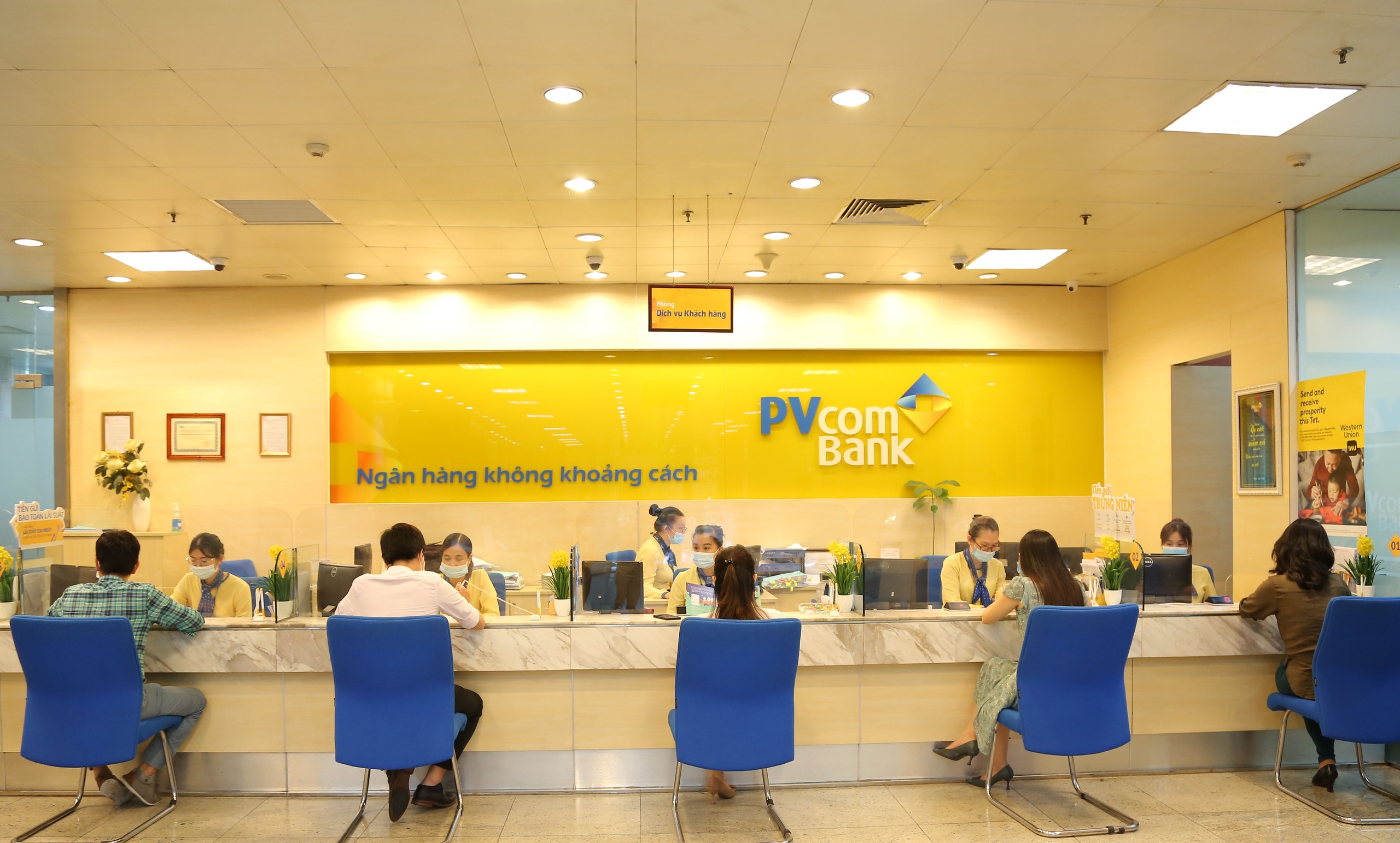 PVcomBank: Phat trien on dinh, hieu qua bang chien luoc rieng