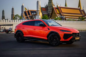 Lamborghini Urus SE mà Minh Nhựa đang "nhắm" đã ra mắt ở Thái Lan