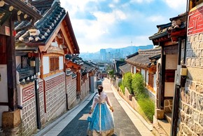 Độc đáo ngôi làng cổ 600 tuổi giữa thủ đô Seoul sầm uất