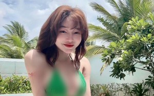 "Gái hai con" Elly Trần diện bikini táo bạo, khoe đường cong nóng bỏng