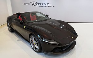 Ferrari Roma Spider giá 24 tỷ đồng về tay đại gia Hà Nội