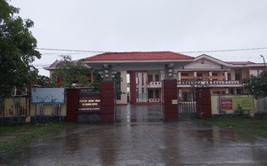 Bắt quả tang Phó bí thư Đảng uỷ xã cùng thuộc cấp trên chiếu bạc