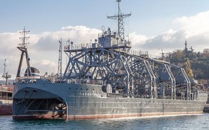 Lộ diện “thủ phạm” bắn hỏng tàu cứu hộ Kommuna của Nga