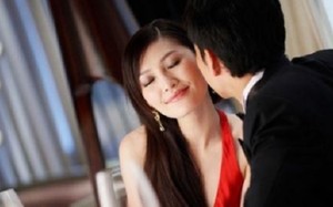 Vui vẻ cùng ông chủ, gái trẻ thành vợ hờ và kết đắng