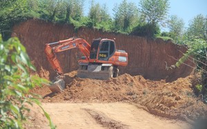 Bài cuối - “Đất tặc” ngang nhiên xẻ đồi, khoét núi ở Thái Nguyên: Cách chức Phó Chủ tịch xã Thành Công