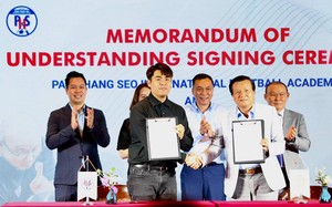 Mở học viện bóng đá ở Việt Nam, HLV Park Hang Seo nhận hậu thuẫn khủng