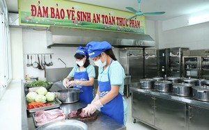 Cha mẹ chủ động phòng chống ngộ độc thực phẩm cho trẻ mầm non