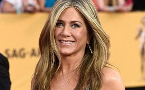 Vợ cũ Brad Pitt - Jennifer Aniston nói gì về việc không có con?