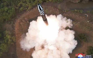 Tên lửa Hwasong-18 Triều Tiên vừa thử nghiệm mạnh tới đâu?