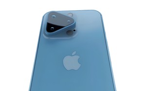 Lộ thiết kế kỳ quặc cụm camera sau của iPhone 16 Pro