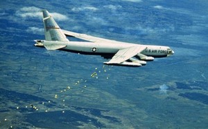 Cách Việt Nam bắn hạ B-52 dù SAM-2 đã bị Mỹ "bắt bài" từ lâu
