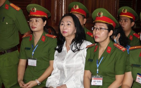 Vạn Thịnh Phát – SCB: Trương Mỹ Lan chuyển tiền rút được ra nước ngoài