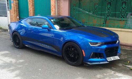 Dân chơi Đồng Nai độ cơ bắp Chevrolet Camaro tiền tỷ