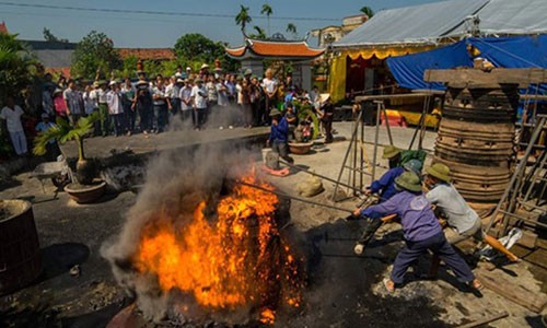 Lật mở bí quyết giữ kín 200 năm ở làng “đúc tiếng sấm“