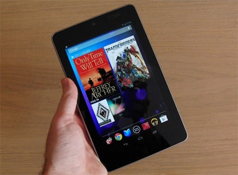 Google Nexus 7 chính hãng giá 6,7 triệu đồng.