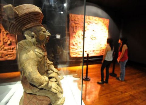 Tượng thần của người Maya ở Tegucigalpa.