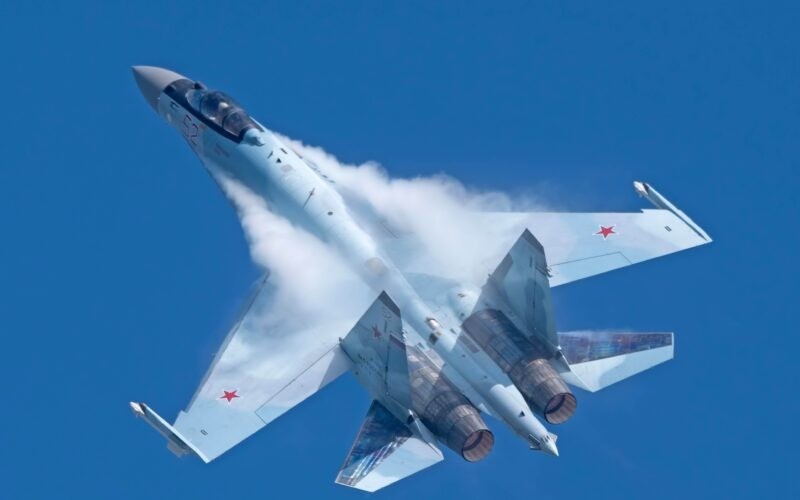 Lý do Iran chọn mua tiêm kích Su-35 từ Nga