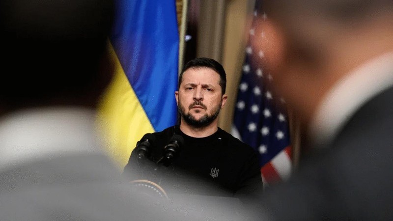 View - 	Phương Tây đưa ra tối hậu thư mới cho Tổng thống Ukraine 