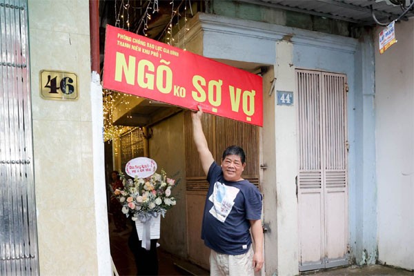 “Ngo khong so vo” noi tieng mang xa hoi tai Ha Noi-Hinh-2