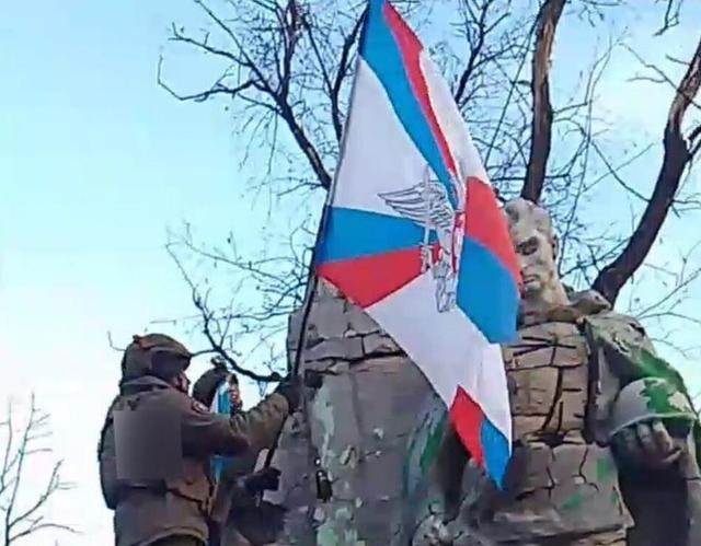 View - 	ại sao Quân đội Ukraine không thể giữ được pháo đài Avdiivka
