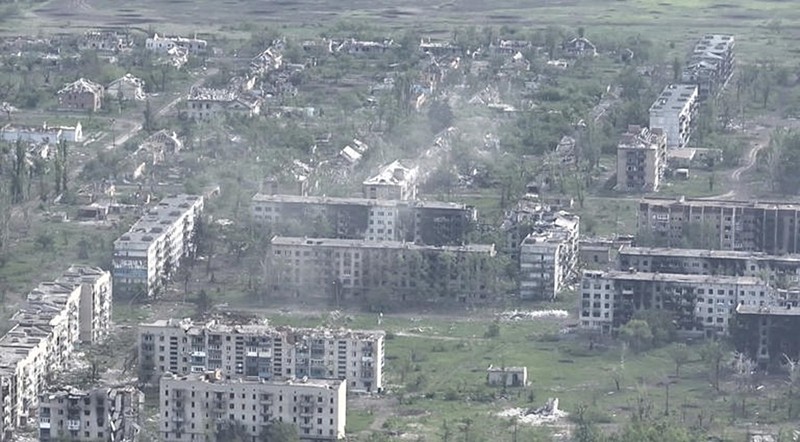 View - 	Quân Nga đột phá Chasov Yar khu vực Ukraine kiểm soát bị thu hẹp