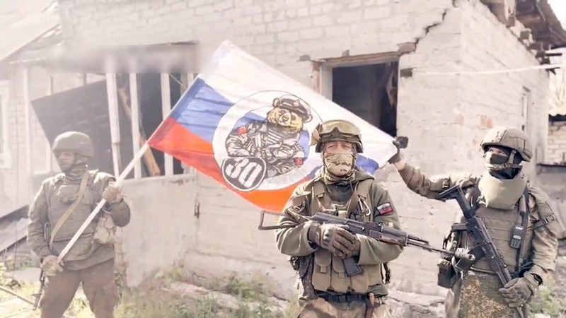 Chi huy Quan doi Ukraine do loi cho nhau khi de mat Ocheretine-Hinh-5
