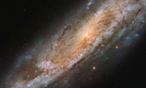 Ảnh đáng kinh ngạc, tuyệt đẹp chụp thiên hà NGC 2770