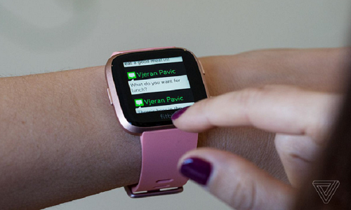 Google đã mua Fitbit khiến cho Apple lo lắng