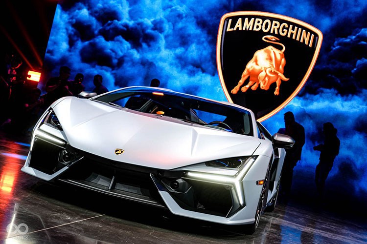 View - 	Lamborghini Revuelto hơn 32 tỷ ở Đông Nam Á đã về Việt Nam