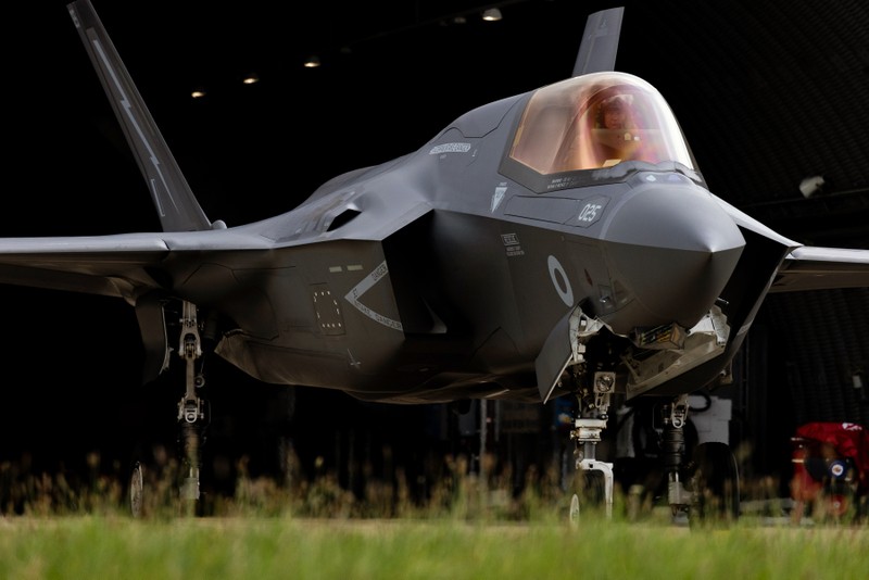 View - 	Không quân Hoàng gia Anh lần đầu triển khai F-35B để răn đe Nga