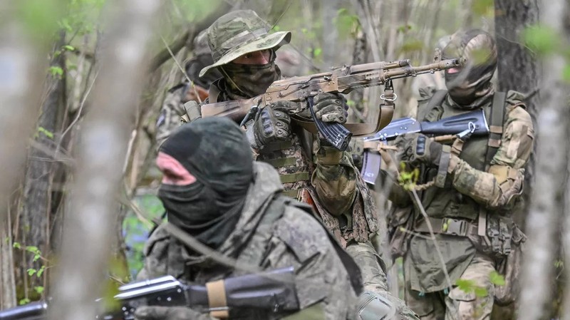 View - 	Nga đánh thẳng Ugledar Cuộc chiến quyết định tại Donetsk