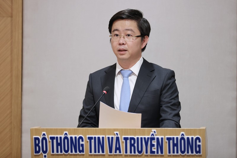 Chan dung tan Thu truong Bo Thong tin va Truyen thong Bui Hoang Phuong-Hinh-5