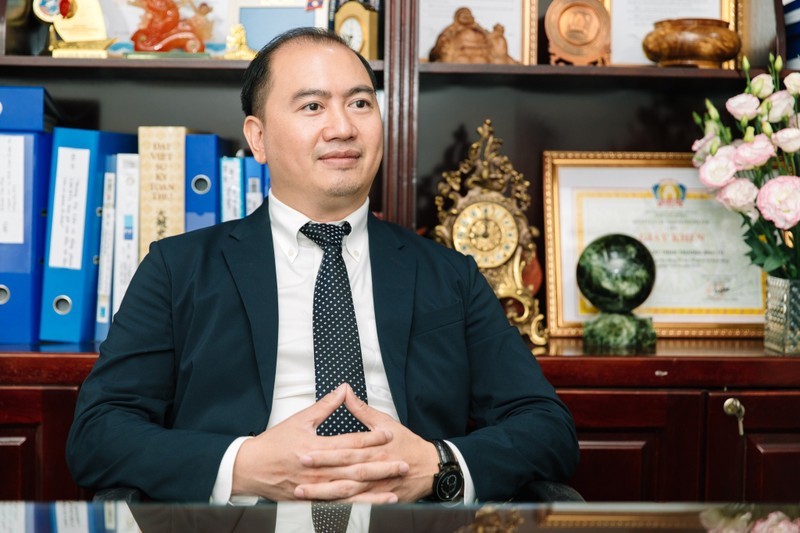Many defendants in corruption cases do not accept identification