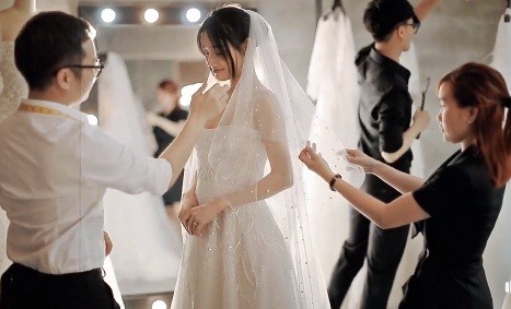 Váy cưới của Nhã Phương trong đám cưới Trường Giang - 2sao