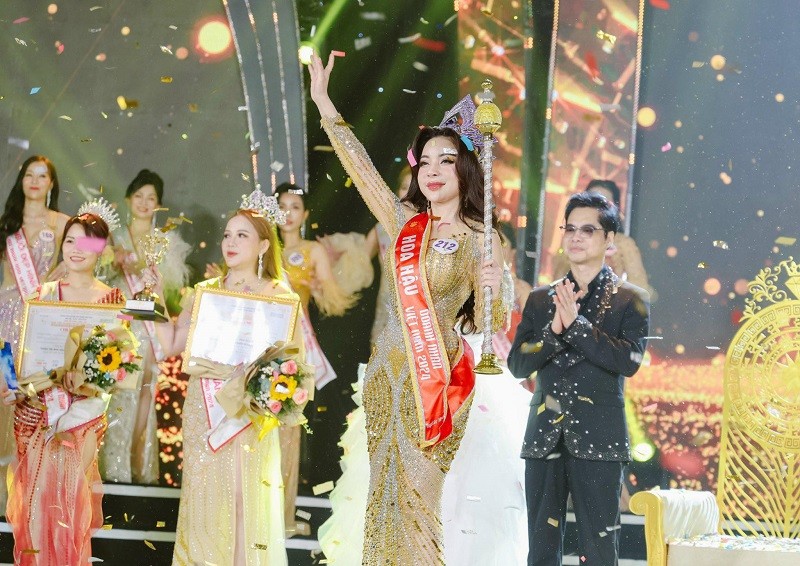 Pham Le Thu Hien was crowned Miss Vietnam Entrepreneur 2024 - TIme News